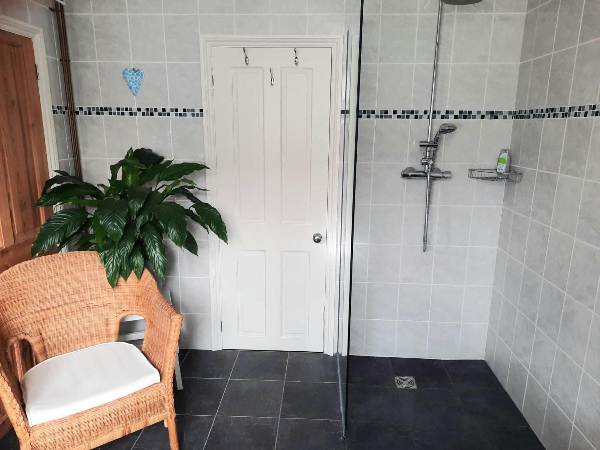 Super King Bedroom With Large Ensuite Hove Buitenkant foto