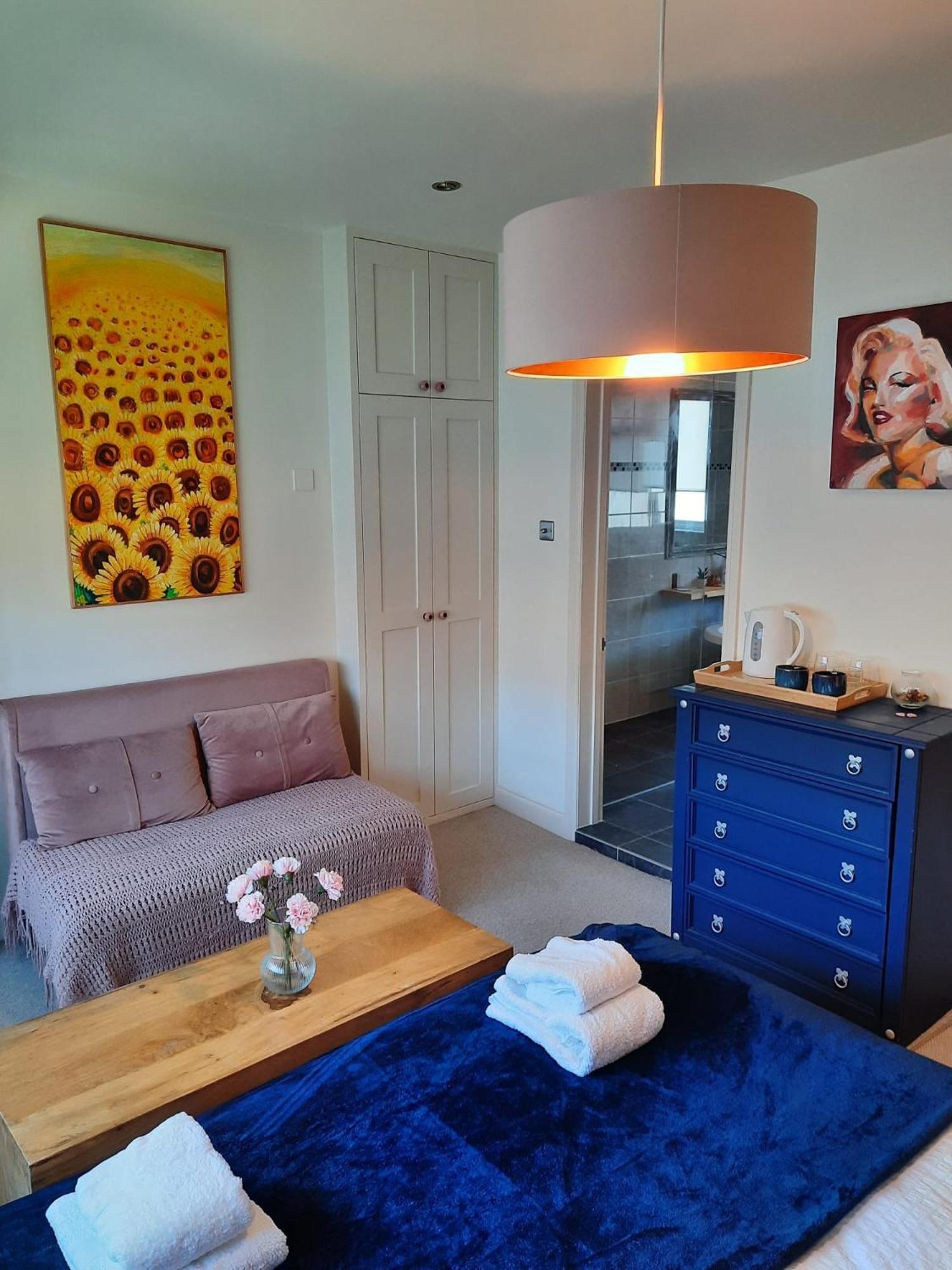 Super King Bedroom With Large Ensuite Hove Buitenkant foto