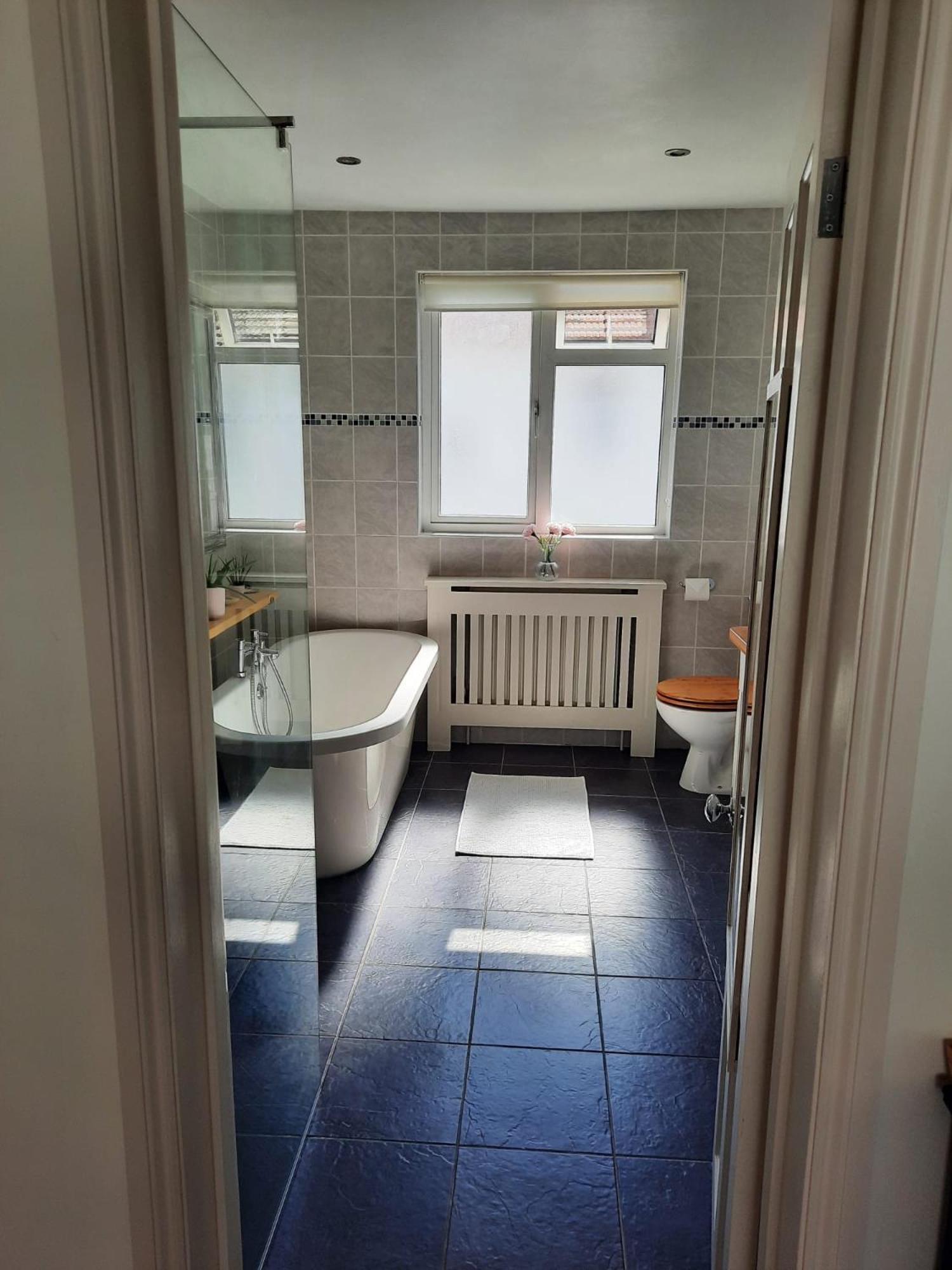 Super King Bedroom With Large Ensuite Hove Buitenkant foto